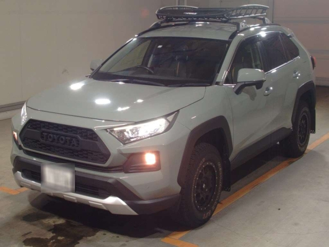 TOYOTA RAV4 — фото