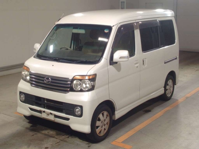 DAIHATSU ATRAI — фото