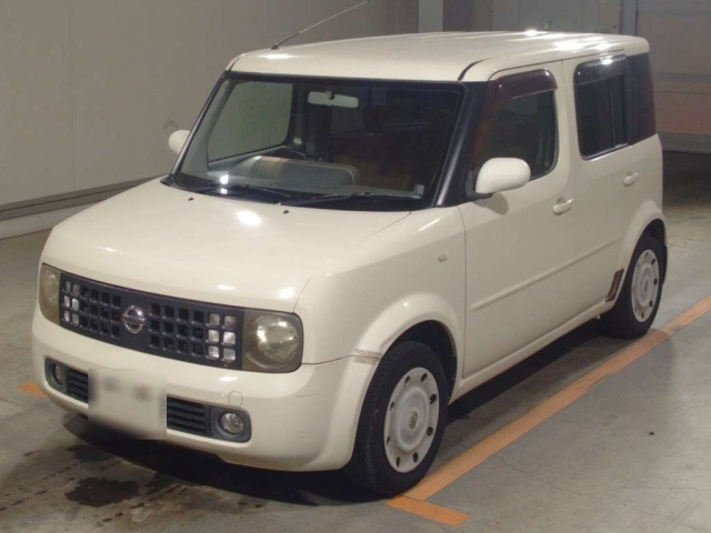 NISSAN CUBE — фото