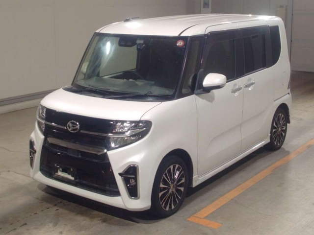 DAIHATSU TANTO — фото
