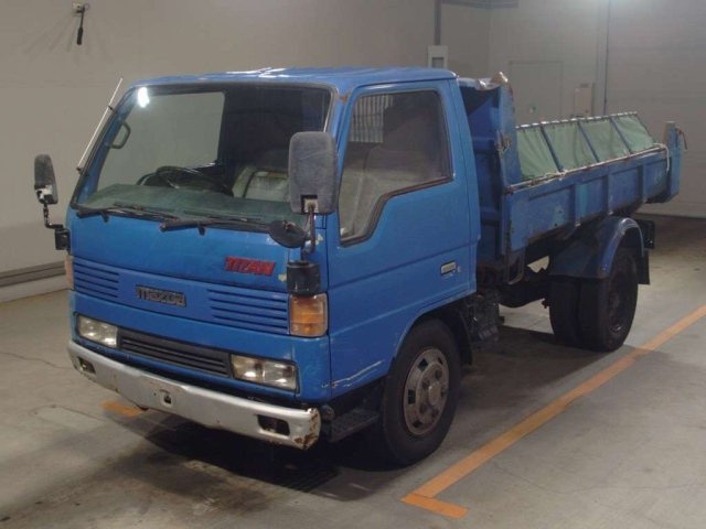 MAZDA TITAN