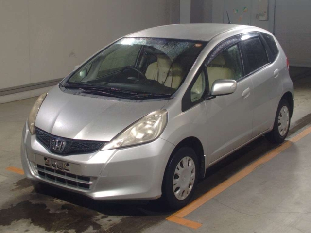 HONDA FIT — фото