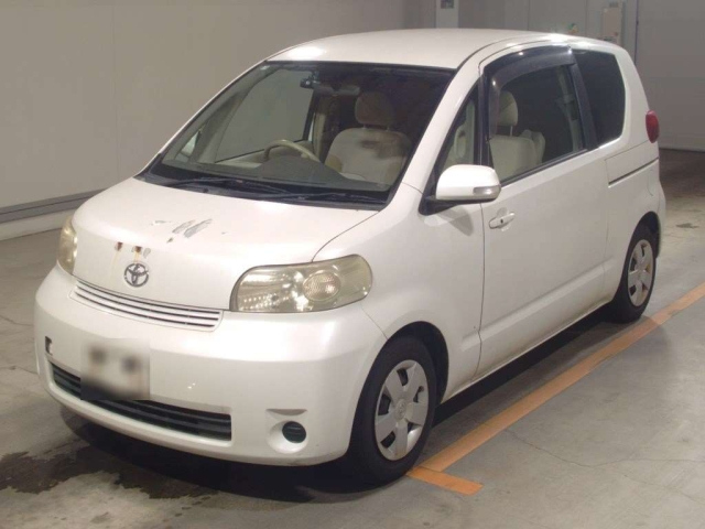 TOYOTA PORTE — фото