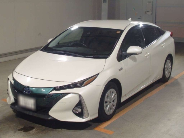 TOYOTA PRIUS PHV