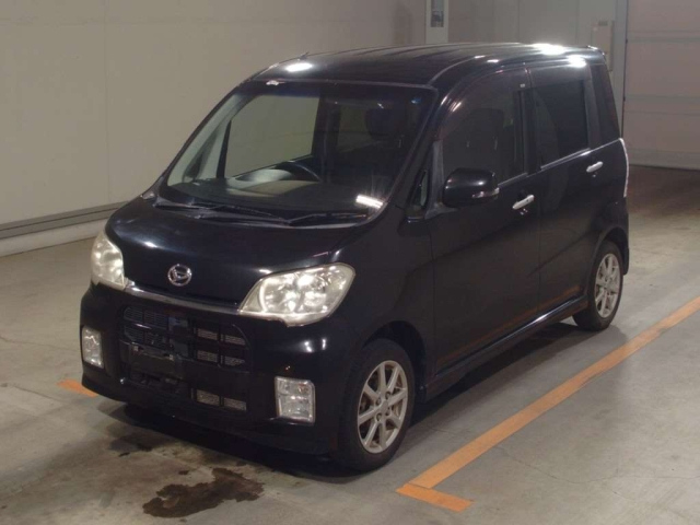 DAIHATSU TANTO — фото