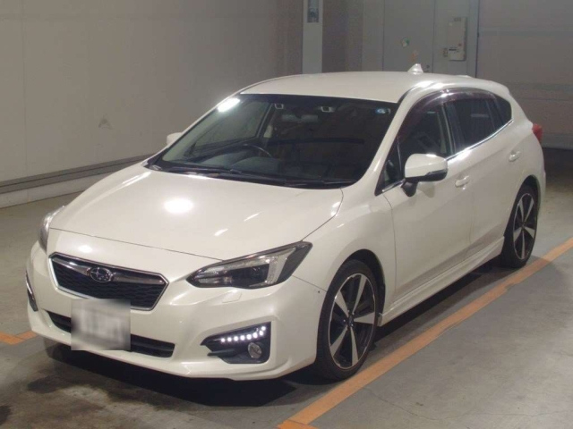 SUBARU IMPREZA — фото