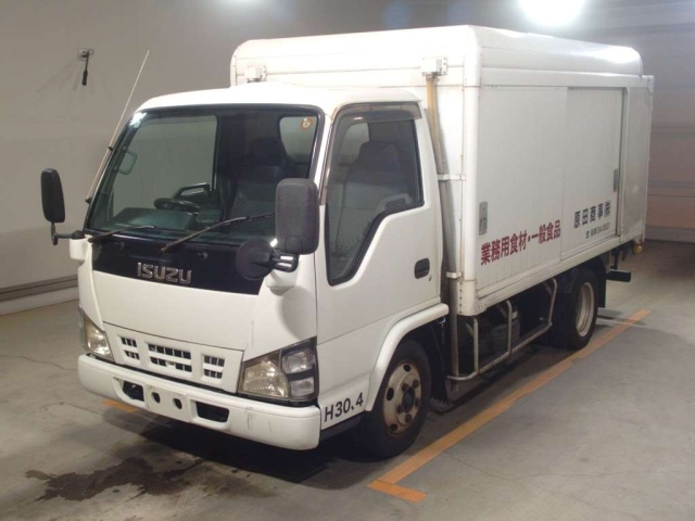 ISUZU ELF — фото