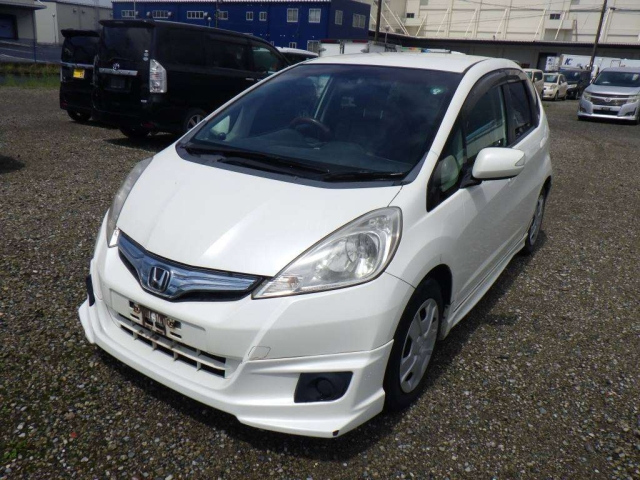 HONDA FIT — фото
