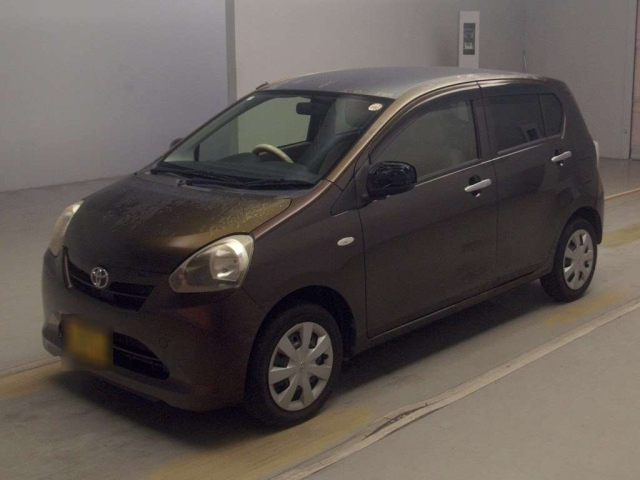TOYOTA PIXIS — фото