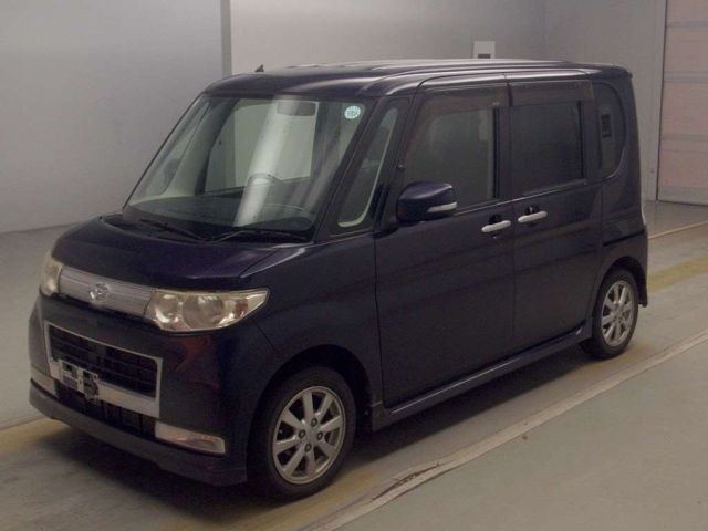 DAIHATSU TANTO — фото