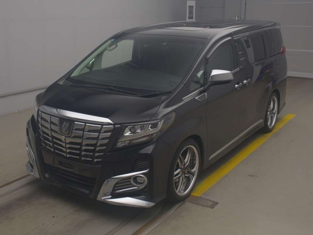 TOYOTA ALPHARD — фото