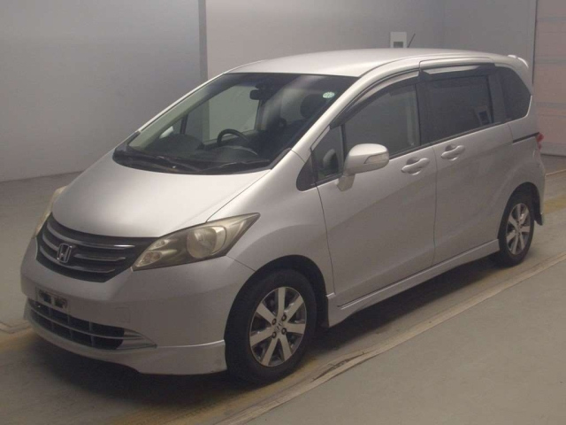 NISSAN NOTE — фото
