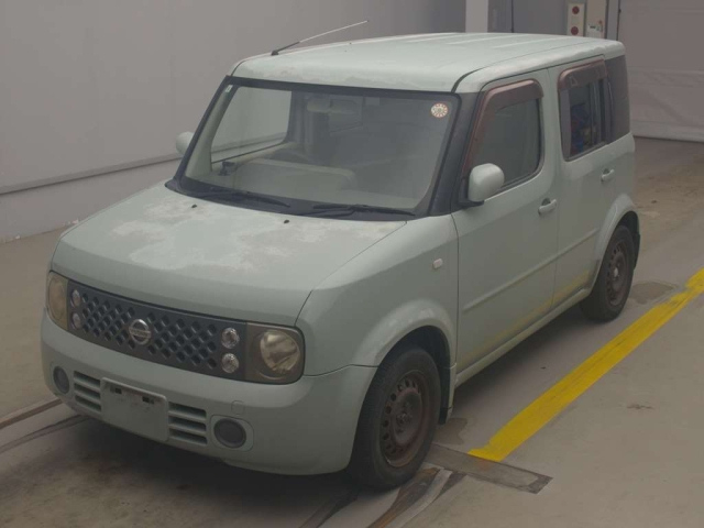 NISSAN CUBE — фото