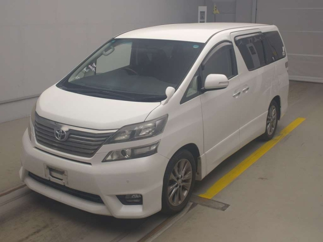 TOYOTA VELLFIRE — фото