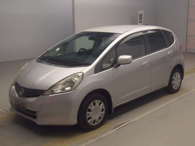 HONDA FIT — фото