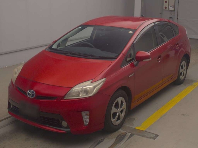 TOYOTA PRIUS — фото
