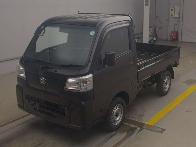 TOYOTA PIXIS TRUCK
