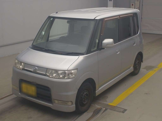 DAIHATSU TANTO — фото