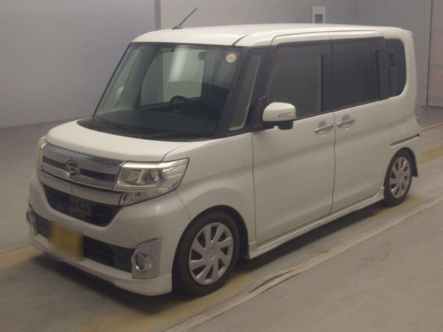 DAIHATSU TANTO — фото