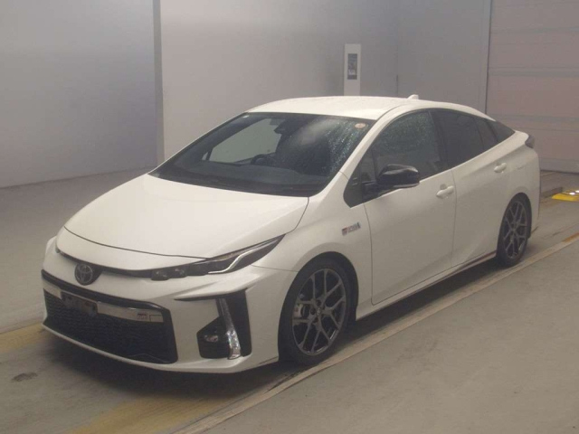 TOYOTA PRIUS PHV