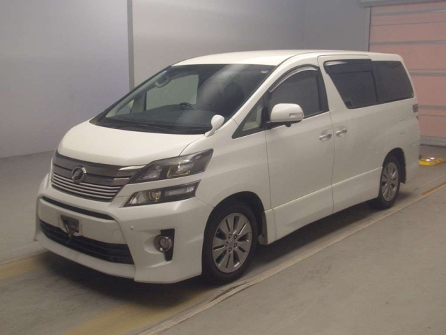 TOYOTA VELLFIRE — фото