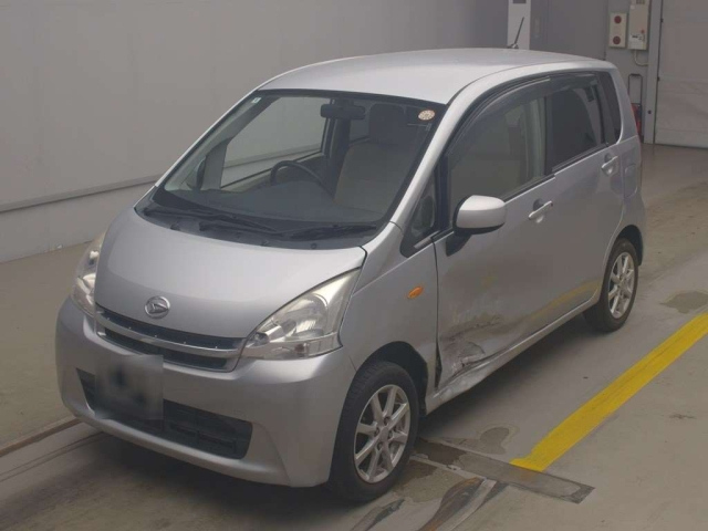 DAIHATSU MOVE — фото