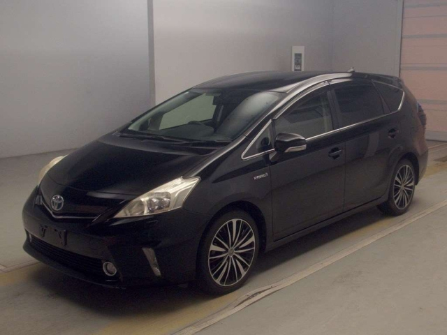 TOYOTA PRIUS — фото