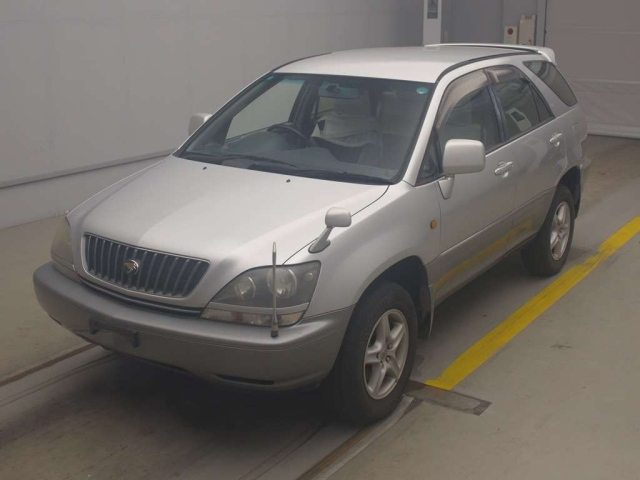TOYOTA HARRIER — фото
