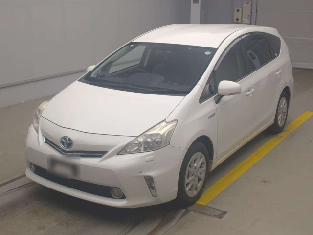 TOYOTA PRIUS — фото