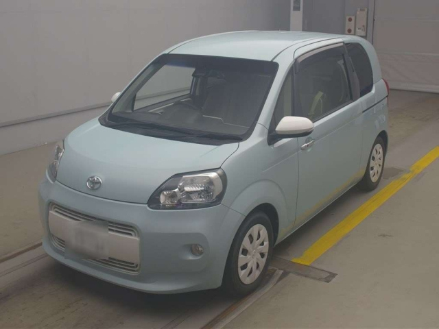 TOYOTA PORTE — фото