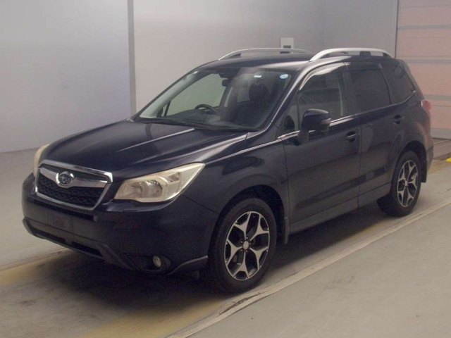 SUBARU FORESTER — фото