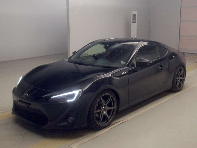 TOYOTA 86 — фото