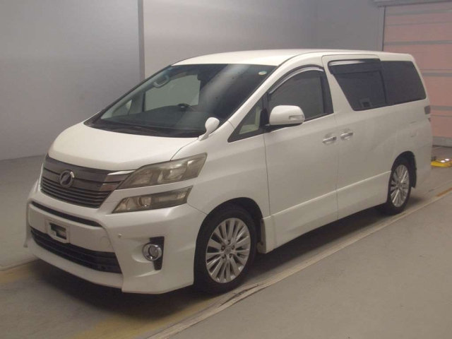 TOYOTA VELLFIRE — фото