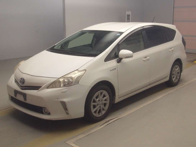 TOYOTA PRIUS — фото