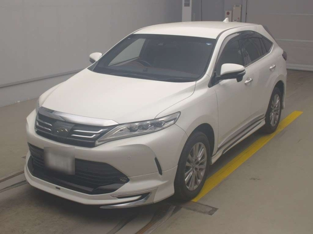 TOYOTA HARRIER — фото