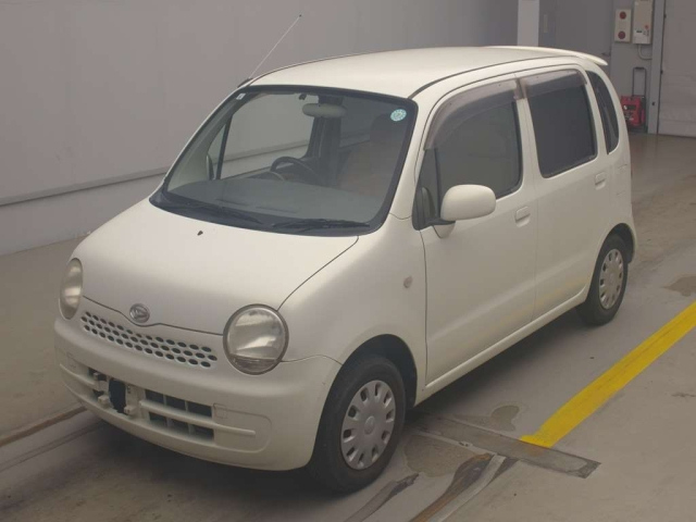 DAIHATSU MOVE — фото