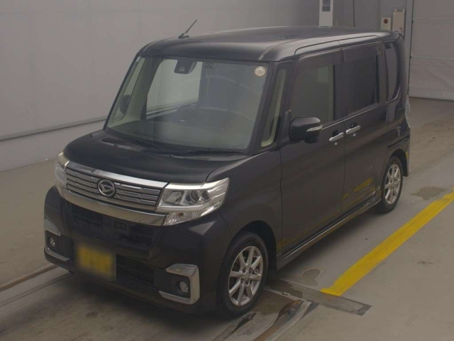 DAIHATSU TANTO — фото