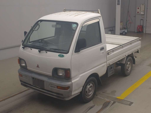 MITSUBISHI MINICAB — фото