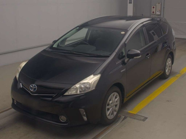 TOYOTA PRIUS — фото