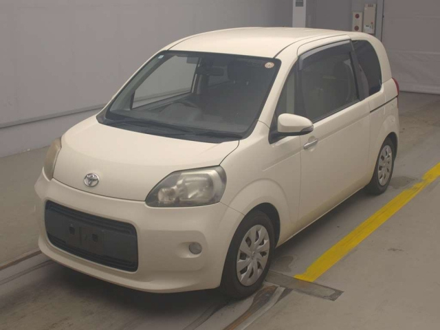 TOYOTA PORTE — фото