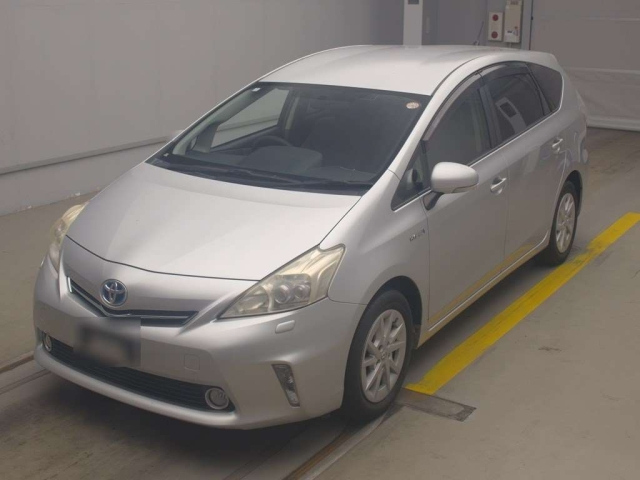 TOYOTA PRIUS — фото