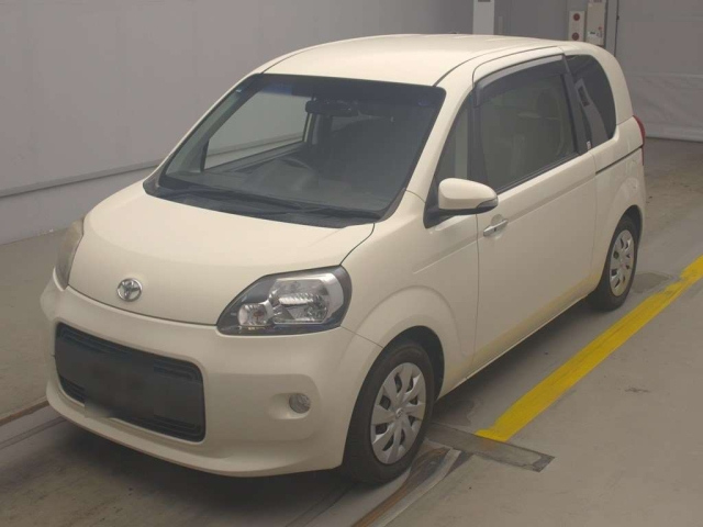 TOYOTA PORTE — фото