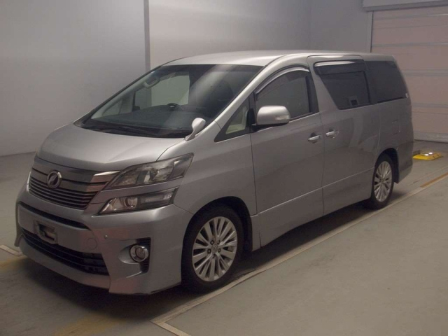 TOYOTA VELLFIRE — фото
