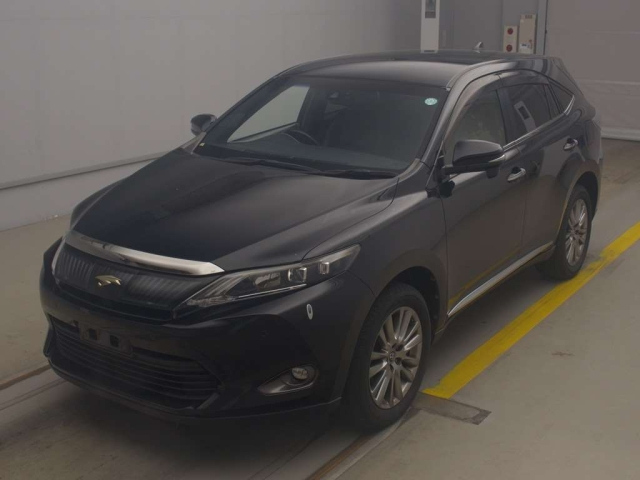 TOYOTA HARRIER — фото