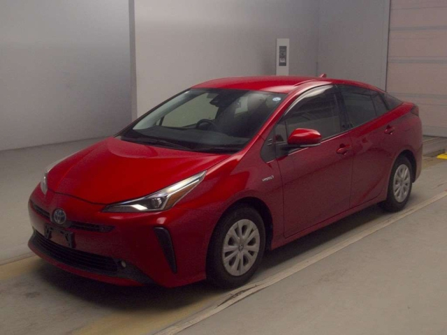 TOYOTA PRIUS — фото