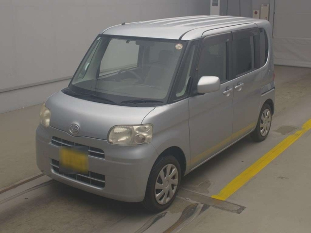 DAIHATSU TANTO — фото