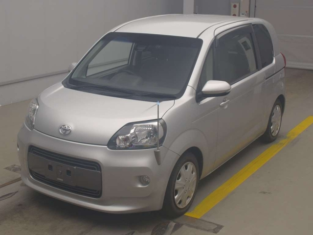 TOYOTA PORTE — фото