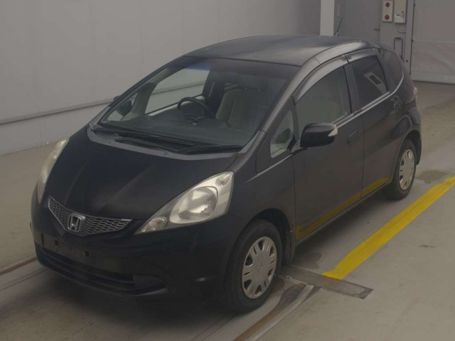 HONDA FIT — фото