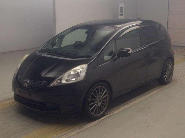 HONDA FIT — фото
