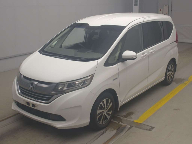 HONDA FREED — фото